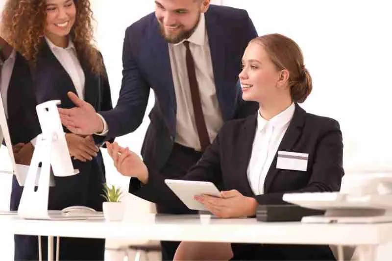 Automatic & Touchless Building Visitor Sign In System