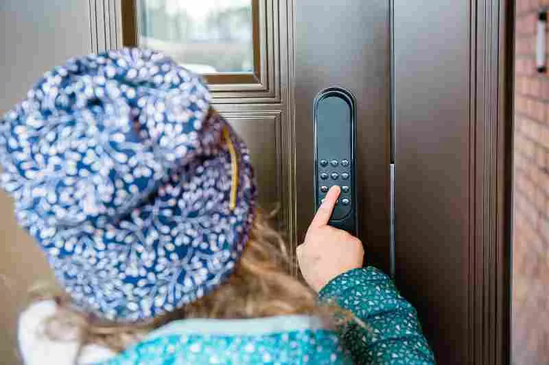 Smart Locks for Doors Buyer’s Guide
