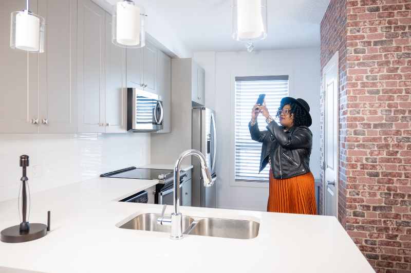 prospect uses Tour24 and ButterflyMX to take a self guided smart tour