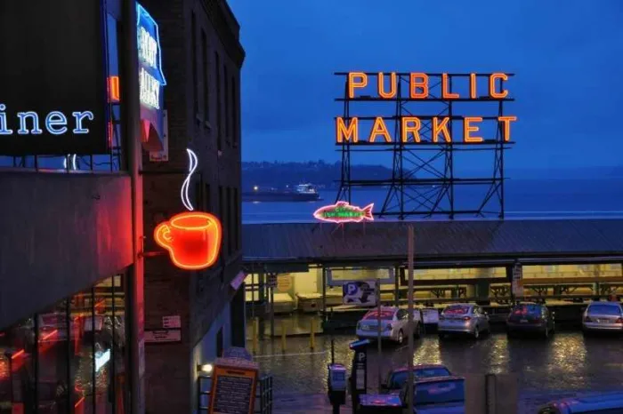 Discover the top multifamily property technology trends in Seattle.