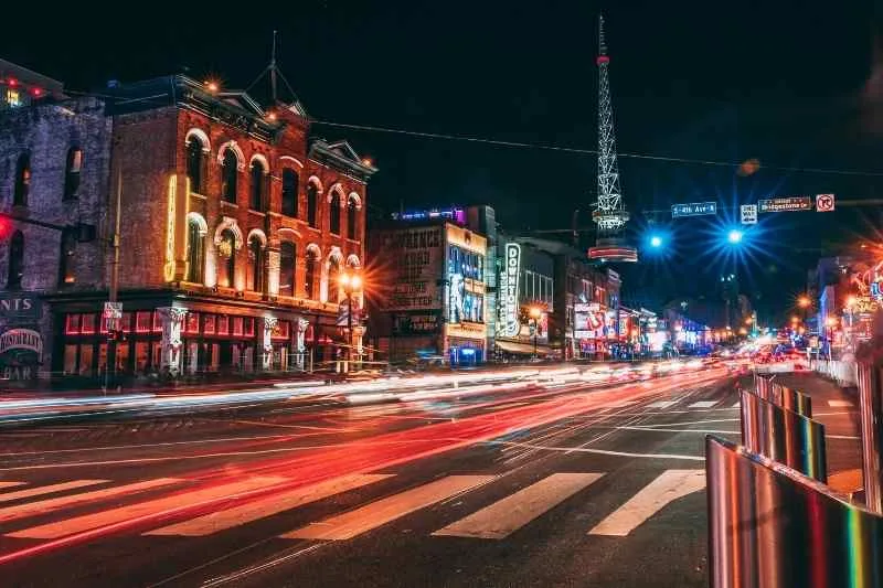 Smart home technology is transforming apartments in Nashville.