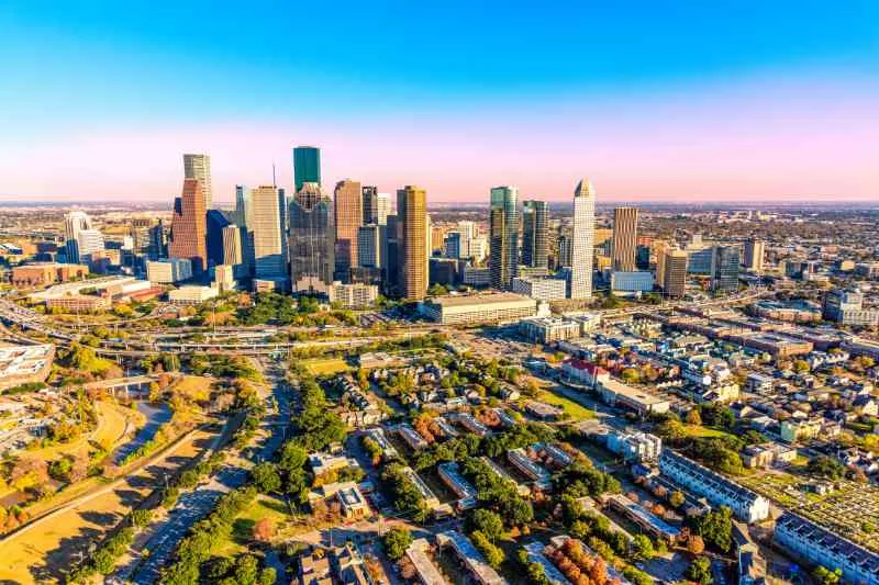 Houston Gated Community Security Solutions: How to keep Your Residents Safe & Connected